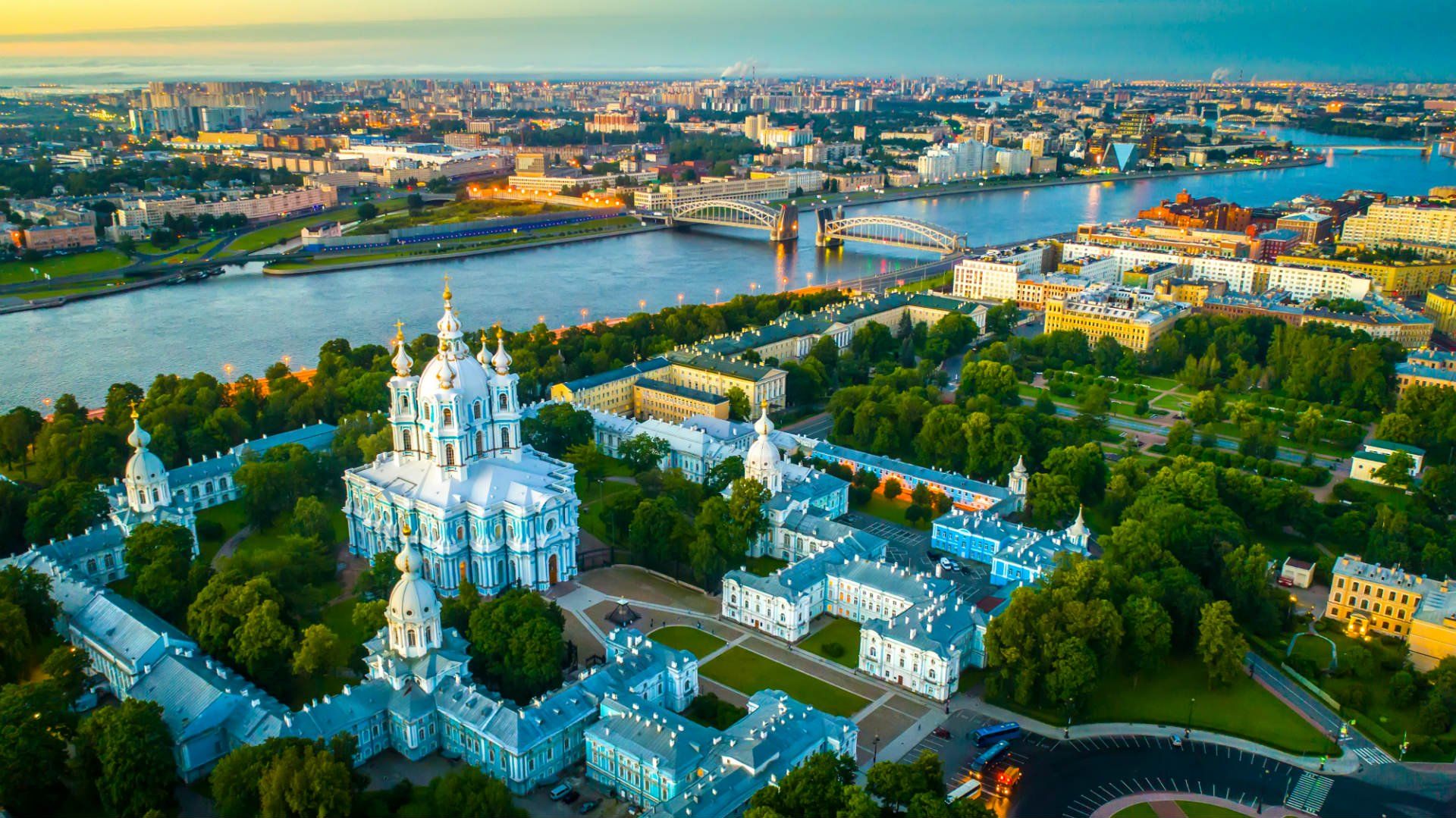 شهر سنت پترزبورگ در روسیه